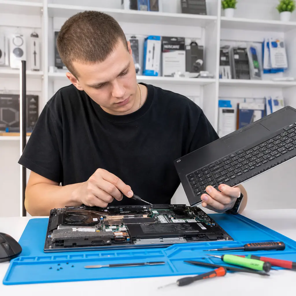 заменить клавиатуру на ноутбуке Acer в Батайске