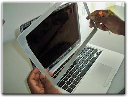 Замена экрана Apple MacBook в Батайске